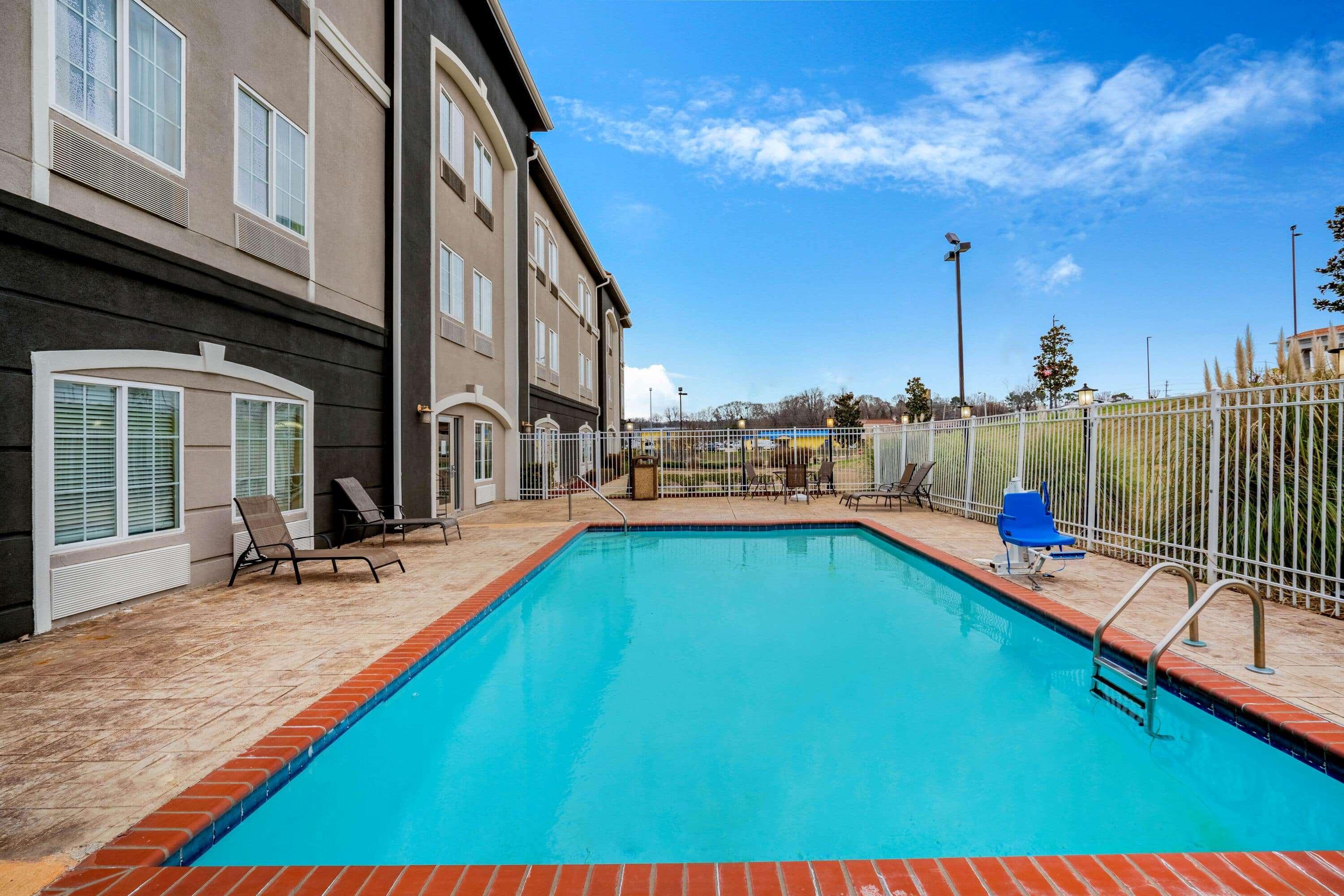 La Quinta By Wyndham Vicksburg Hotel Exterior photo